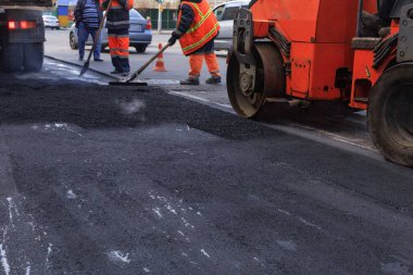 Yeni taze döşenmeli asfalt doku ve arka plan