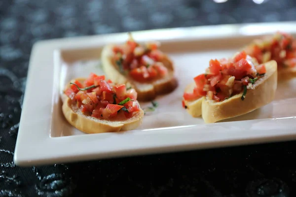 Chléb Rajčaty Bruschetta Italský Předkrm — Stock fotografie