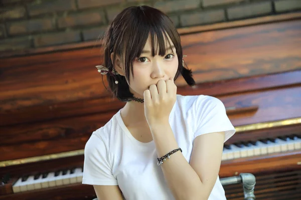 Portrait Beautiful Asian Girl Indoor Room Piano — Stock Photo, Image