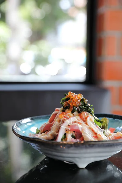 日本风味海鲜沙拉 — 图库照片