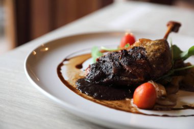 ördek confit, Kavrulmuş Duck bacak Fransız yemekleri