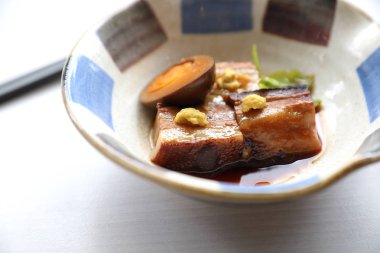haşlanmış domuz kızartma Japon gıda tarzı 