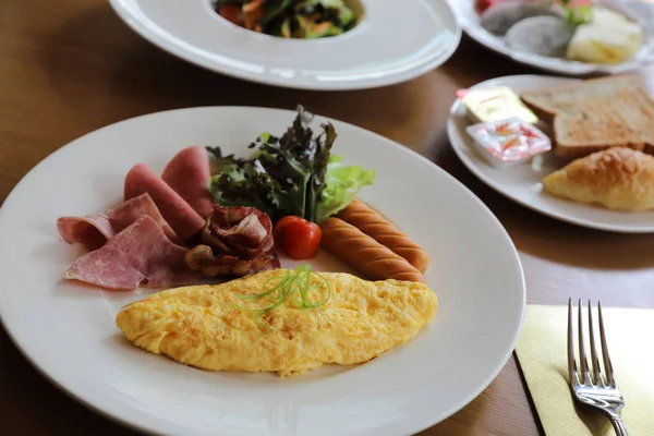 Breakfast Set Omelette Sausage Bacon Salad Wood Background — Stock Photo, Image