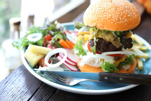 Beef Hamburger Fastfood Wooden Table — Stock Photo, Image