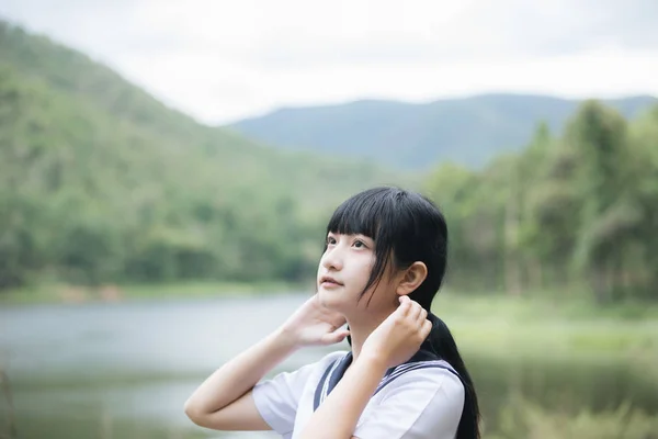 Retrato Asiático Japonés Escuela Chica Traje Buscando Parque Aire Libre —  Fotos de Stock