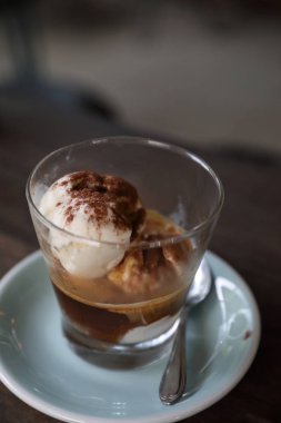affogato kahve dondurma ile