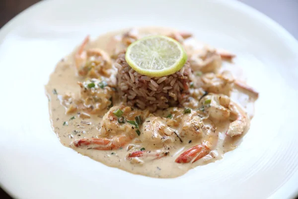 Gegrillte Garnelen Garnelen Mit Knoblauch Zitrone Und Gewürzen Mit Reis — Stockfoto