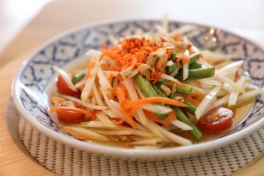 Yeşil papaya salatası veya Som tam Tay street gıda