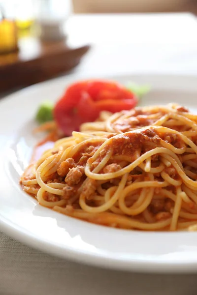 Espaguetis Boloñeses Espaguetis Con Salsa Tomate Con Queso Comida Italiana — Foto de Stock