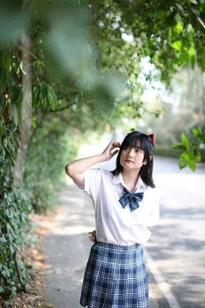 Asian School Girl Walking Looking Urban City Tree Background — Stock Photo, Image