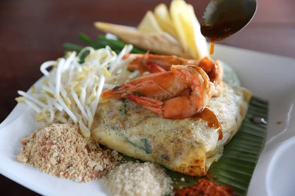 Almofada Comida Tailandesa Local Macarrão Frito Tailandês Com Camarão — Fotografia de Stock