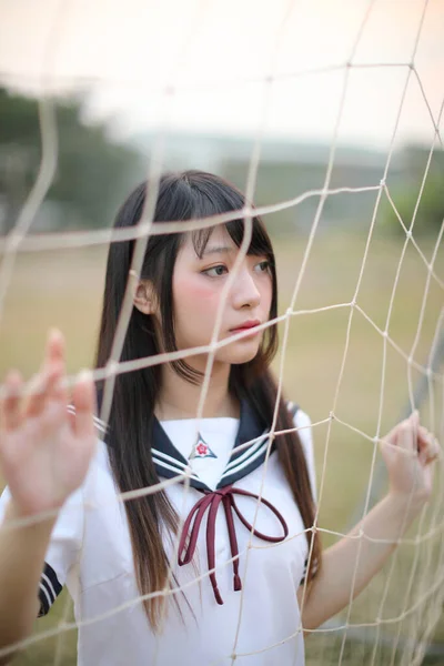Retrato Belo Asiático Japonês Menina Ensino Médio Uniforme Olhando Com — Fotografia de Stock