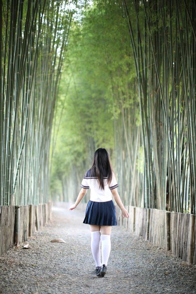 Portret Van Mooi Aziatisch Japans Middelbare School Meisje Uniform Zoek — Stockfoto