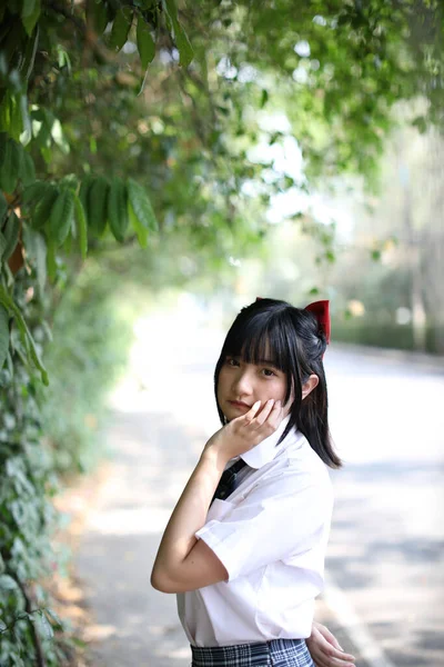 Asian School Girl Walking Looking Urban City Tree Background — Stock Photo, Image