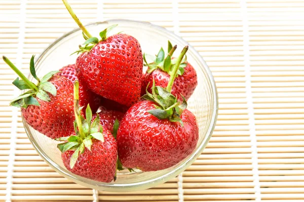 Fresh strawberries — Stock Photo, Image