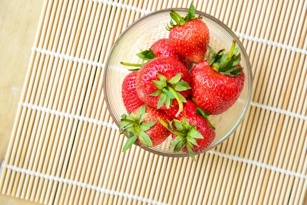 Fresh strawberries — Stock Photo, Image