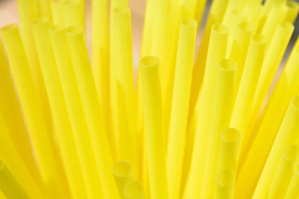 Trinkhalme aus Plastik — Stockfoto