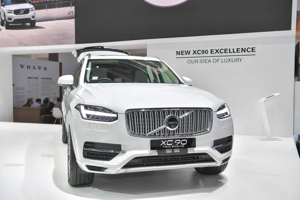 2018 日ノンタブリ タイの タイ国際モーターエキスポでディスプレイ上のノンタブリー ボルボ Xc90 — ストック写真