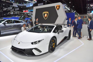 Nonthaburi - 28 Kasım: Lamborghini B10 araba ekranda 35 Tayland Uluslararası Motor Expo üzerinde 28 Kasım 2018 Nonthaburi, Tayland.