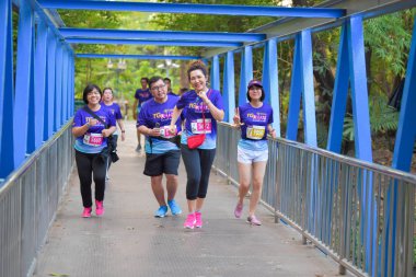 Bangkok - 9 Şubat: Tanımlanamayan mini maraton koşucusu Tg çalıştırmak düzgün olarak ipek 2019, sadaka çalıştırmak çocukları ve gençleri, 9 Şubat 2019 üzerinde Bangkok, Tayland.