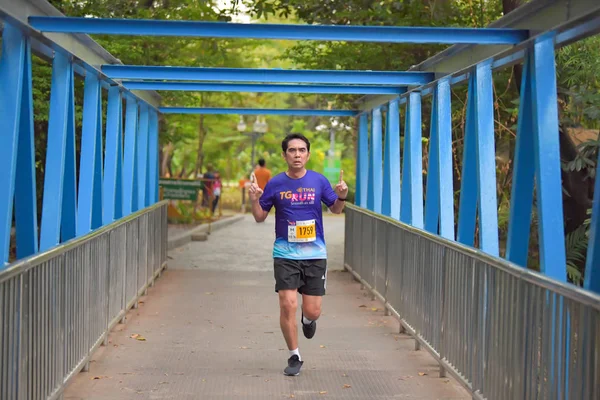Bangkok Februar Unbekannter Minimarathonläufer Beim Run Smooth Seide 2019 Benefizlauf — Stockfoto