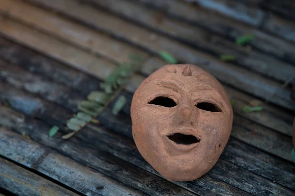 Maschera Terracotta Sfondi Bambù — Foto Stock