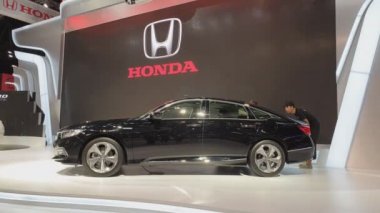 Nonthaburi-Mart 26: Honda Accord araba üzerinde ekranda 40 Bangkok International Thailand motor show 2019 Mart 'ta 26, 2019 Nonthaburi, Tayland.