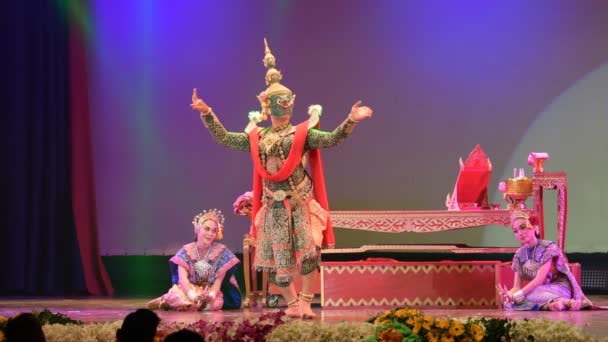 Lopburi Thailand Februari Niet Geïdentificeerde Thaise Dansers Voeren Pantomime Khon — Stockvideo