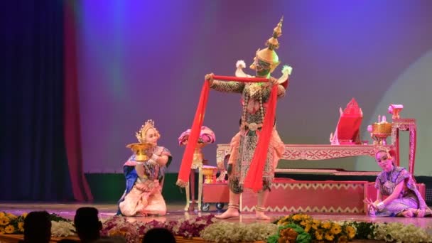 Lopburi Tayland Şubat Tanımlanamayan Tay Dansçıları Pantomime Veya Khon Zarafet — Stok video