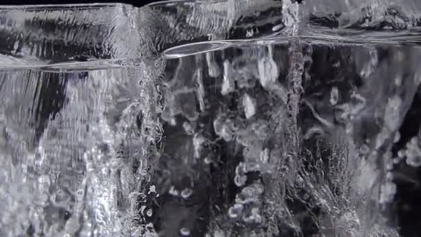 Lichtblick Auf Den Eiswürfeln — Stockvideo