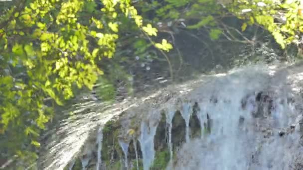 Cascata Nella Foresta Pluviale Tropicale Saraburi Thailandia — Video Stock