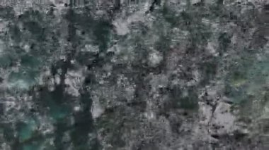 Su yüzeyinin yansıması. doğa arkaplanı.