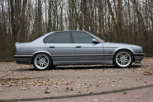 Chernigov Ukraine November 2017 Bmw E34 Bmw Autumn Park — Stock Photo, Image