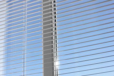 Beyaz kör ediyor. Pencere. Arka plan