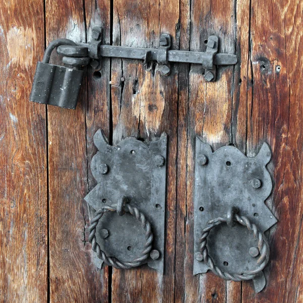 Stare Drewniane Drzwi Stare Zamki — Zdjęcie stockowe