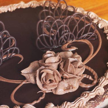 Çikolatalı kek. Pasta süslemeleri