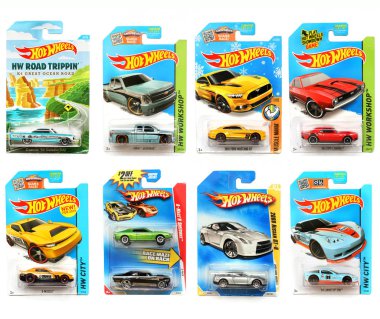 Odessa, Ukrayna - Kasım, 2017: Hot Wheels. Çocuklar oyuncak. Makineleri. Beyaz bir arka plan üzerinde oyuncaklar