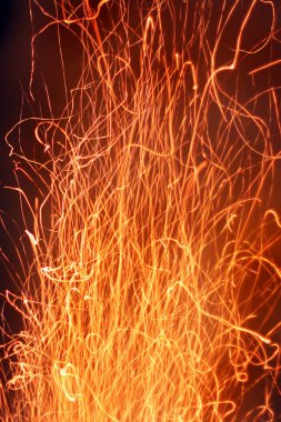 Kıvılcım alev. Güçlü yangın
