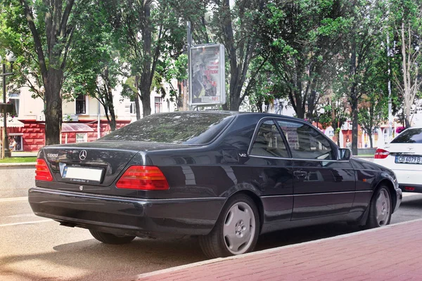 Nezhin Ucrania Junio 2018 Mercedes Benz C140 Negro Estacionado Centro — Foto de Stock