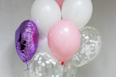 Helyum balonlar. Festival topları