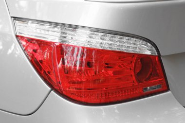 Araba farlar. Lüks farlar