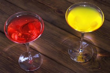 Ahşap arka plan üzerinde iç