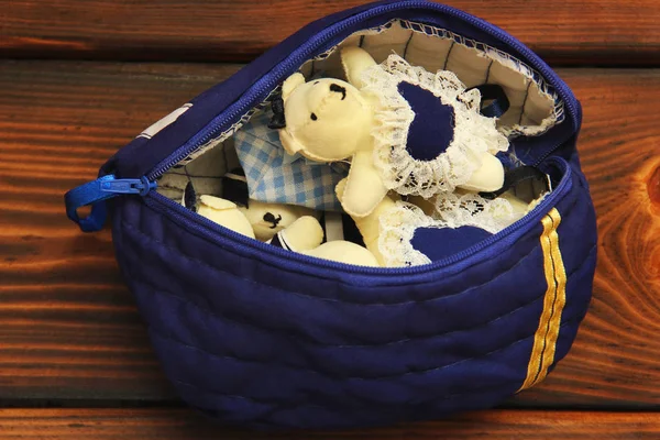 Stuffed toys on wooden background. Bears — Stock Photo, Image