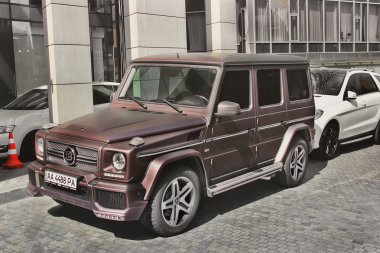 Kiev, Ukrayna - 3 Mayıs 2019: Mercedes-Benz G63 Amg Brabus