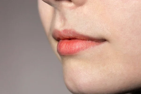 Ajkak közelről. Gyönyörű ajkak — Stock Fotó