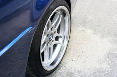 Chernihiv, Ukrayna - 24 Mayıs 2019: Bmw E46 spor otomobil cit