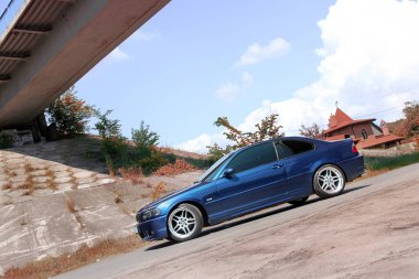 Chernihiv, Ukrayna - 24 Mayıs 2019: Bmw E46 spor otomobil cit