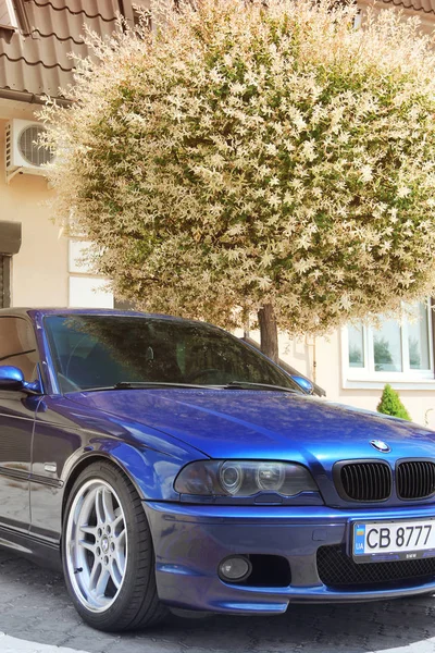 Chernihiv, Ucrania - 24 de mayo de 2019: BMW E46 deportivo en la ciudad — Foto de Stock