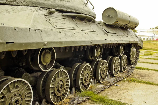 Pereyaslav-Khmelnitsky, Ukraine - August 11, 2019: Old military equipment. Abstract photo. Old tank — Stock Photo, Image