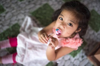 Dondurma delicously yeme bir genç kız